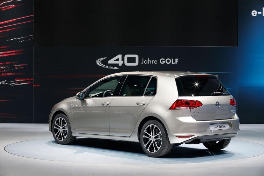  Volkswagen Golf 40 Jahre Edition 2014 года  (фото 2 из 6)